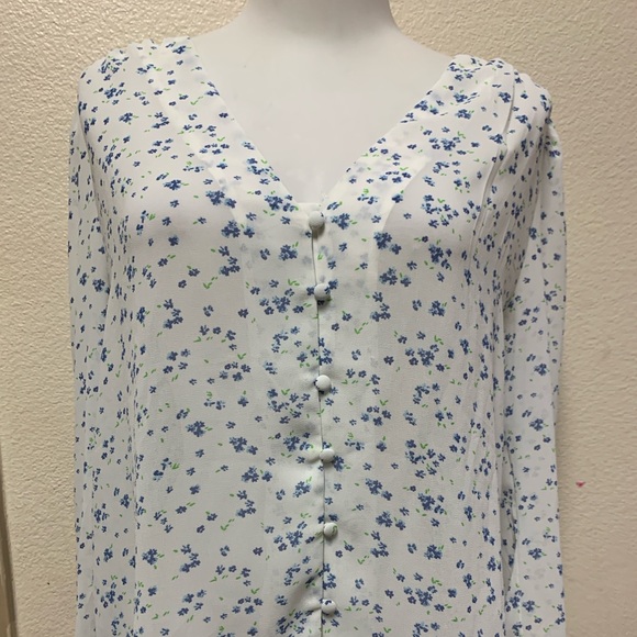 Mango Tops - Mango long sleeves blouse size 6